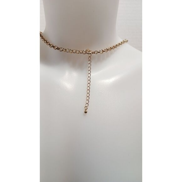 Bold Turquoise Colored Statement Necklace with Gold-toned Chain and Floral - Picture 9 of 12